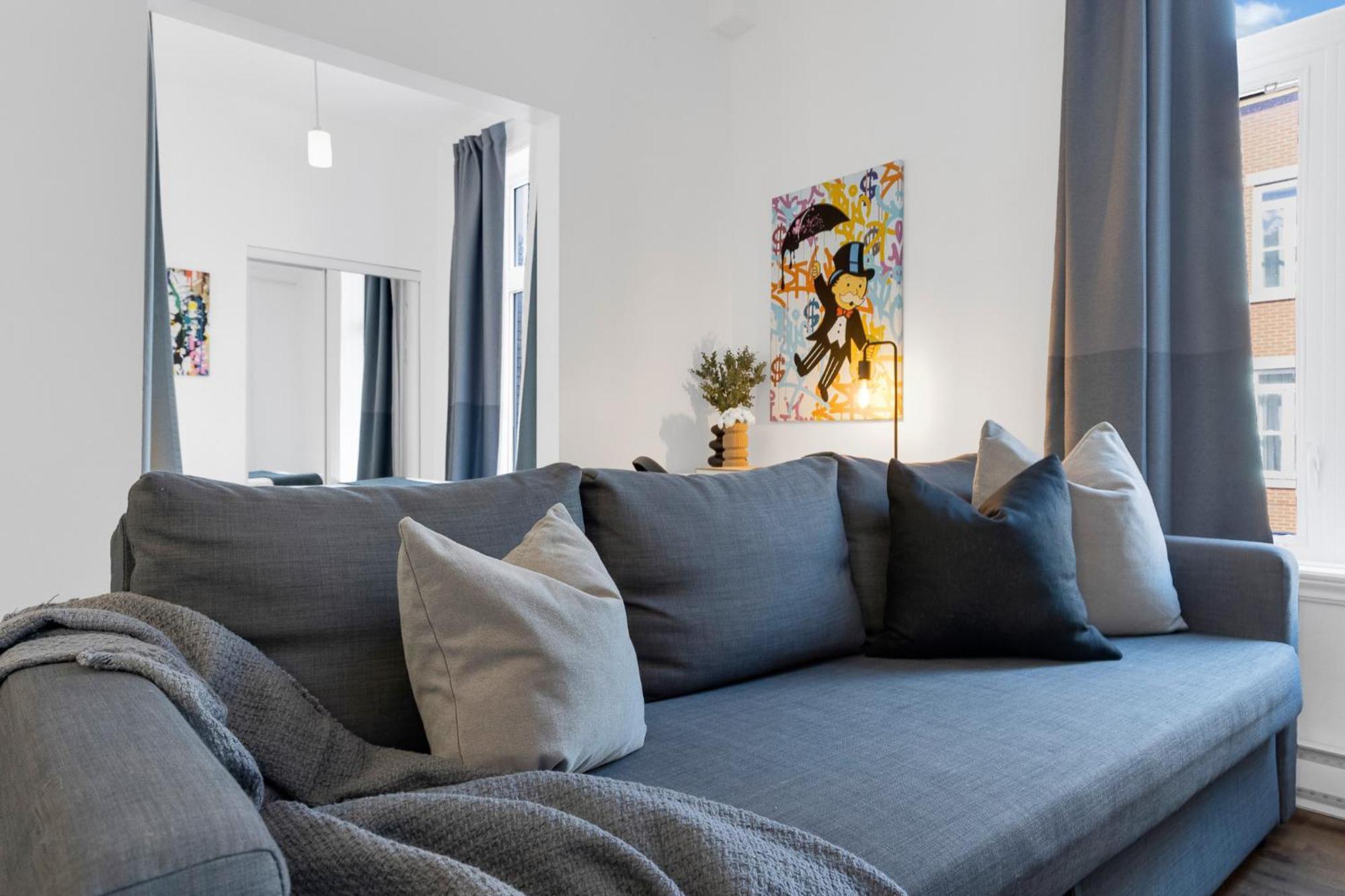 Liv Mtl Mtl Aparthotel Montreal Bagian luar foto