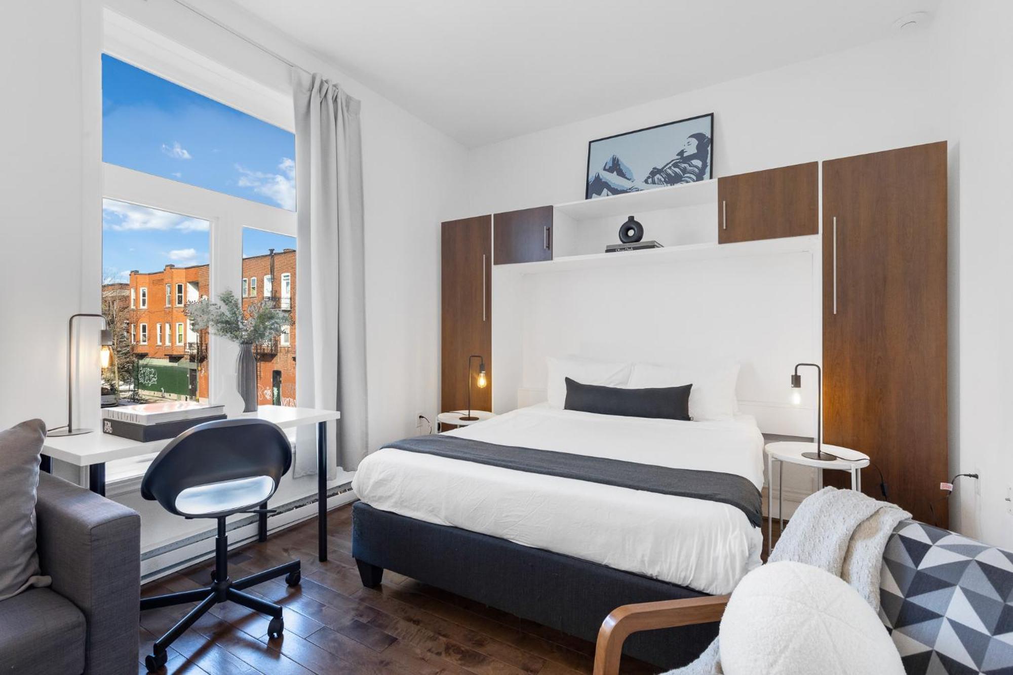 Liv Mtl Mtl Aparthotel Montreal Bagian luar foto