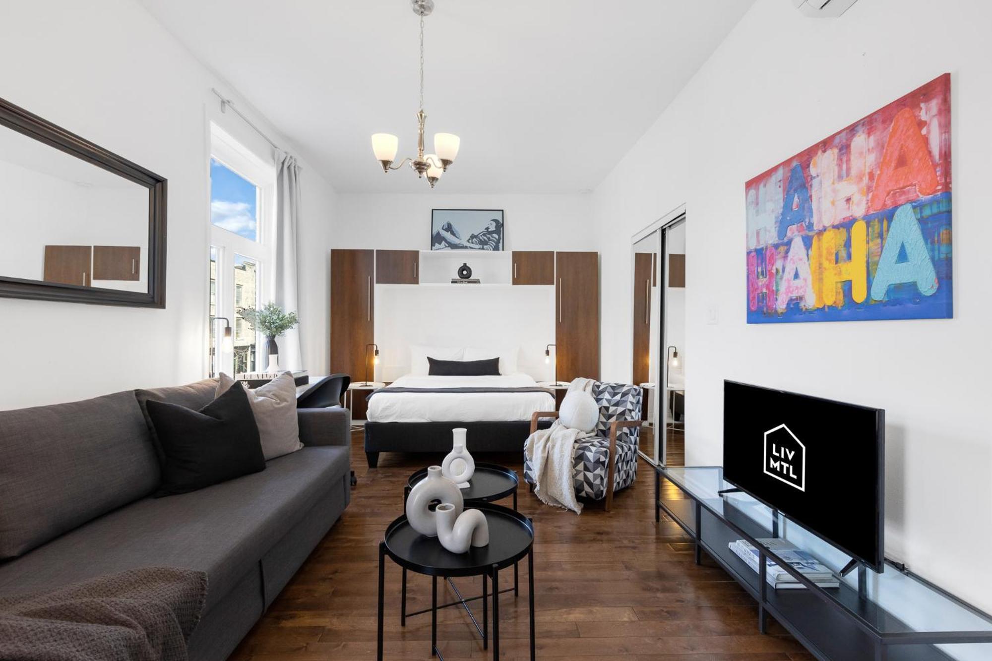 Liv Mtl Mtl Aparthotel Montreal Bagian luar foto