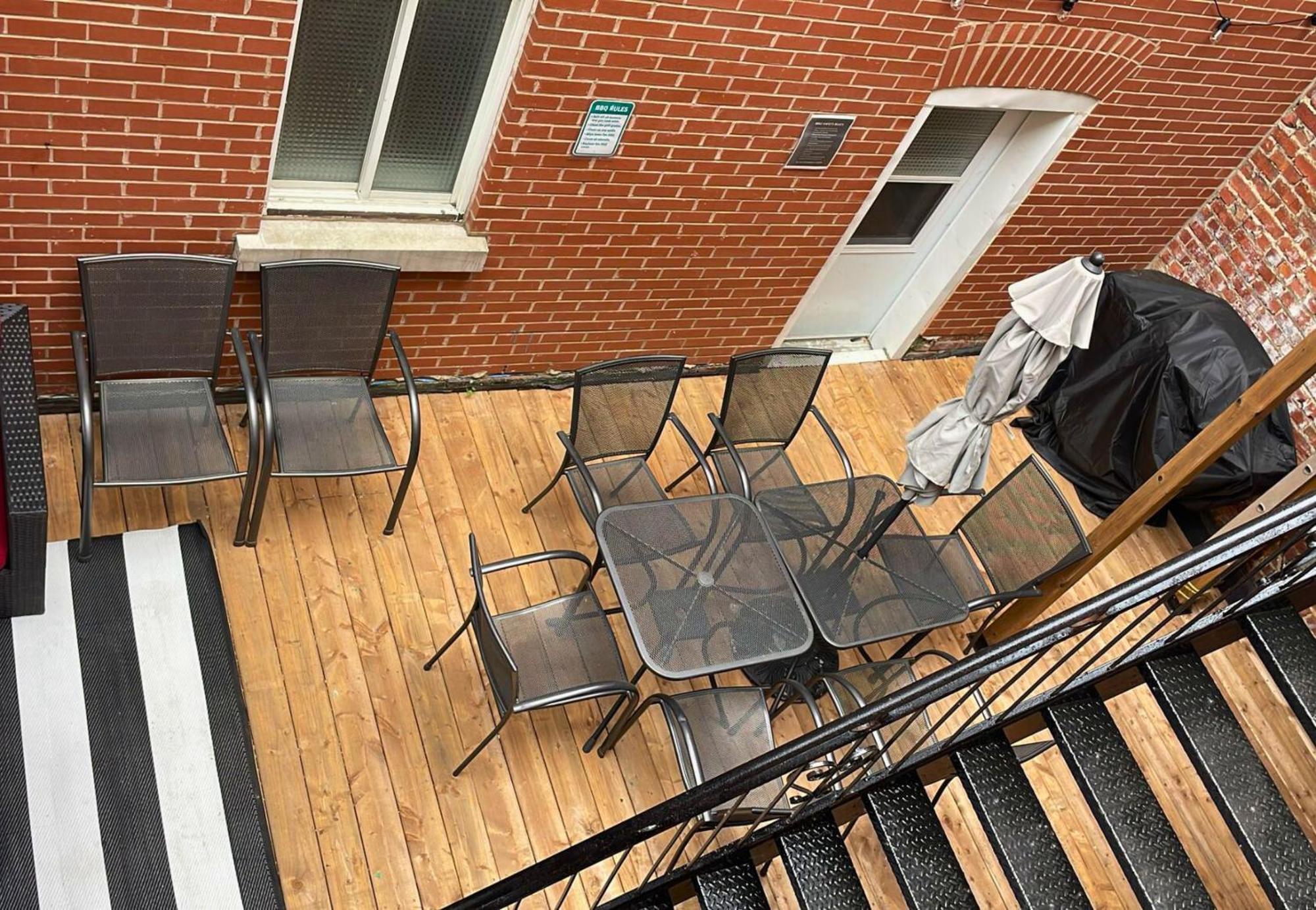 Liv Mtl Mtl Aparthotel Montreal Bagian luar foto